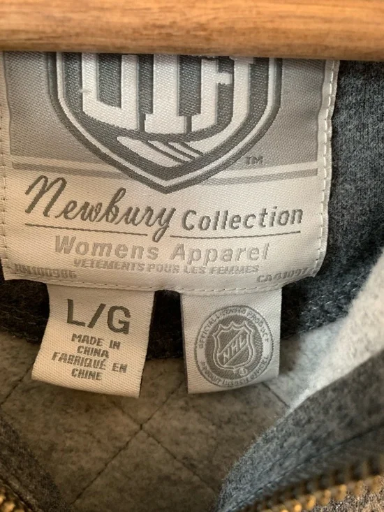 Buffalo Sabres Old Time Hockey Newburyport Jacket Gray NHL Women’s Large - Picture 6 of 9